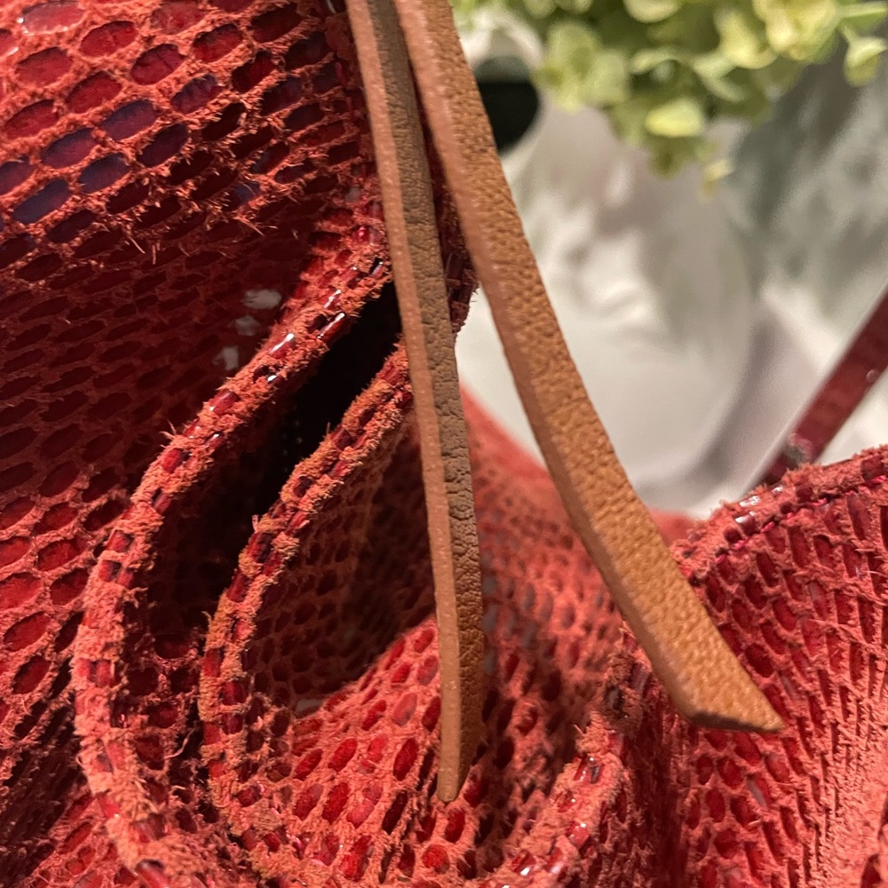 Sorial New York Red Snakeskin Shoulder Bag - Picture 8 of 15